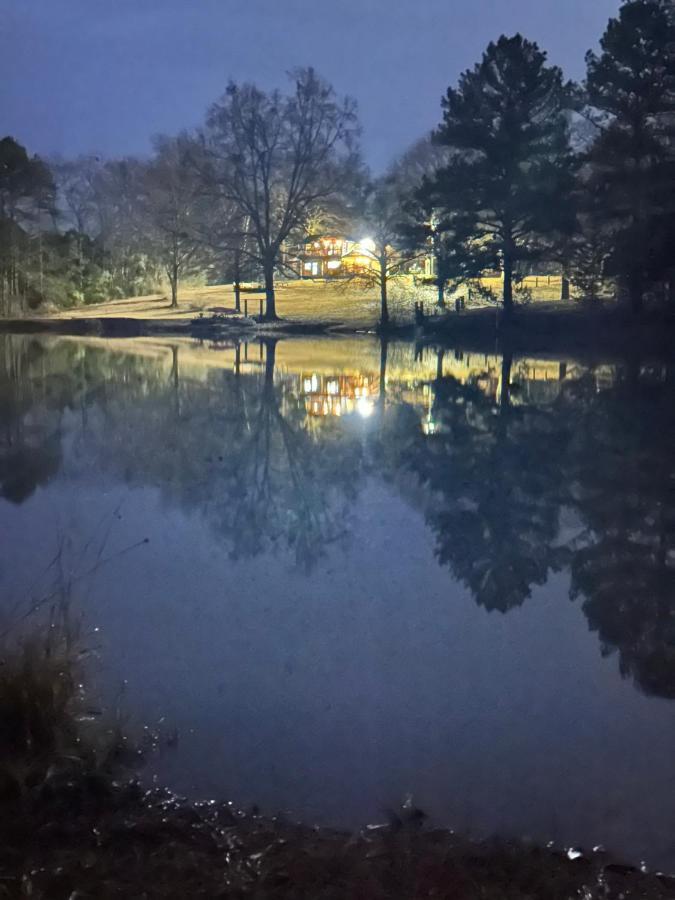 Refuge Ranch Retreat Log Cabin Lake 53+ Acres โลคัสท์โกรฟ ภายนอก รูปภาพ